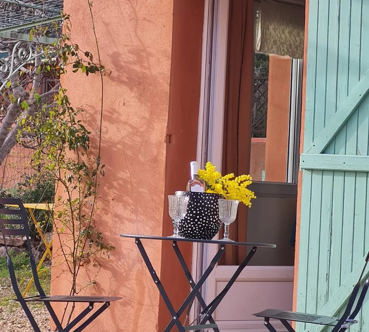 Maison D'Artiste African Queen Cotignac
