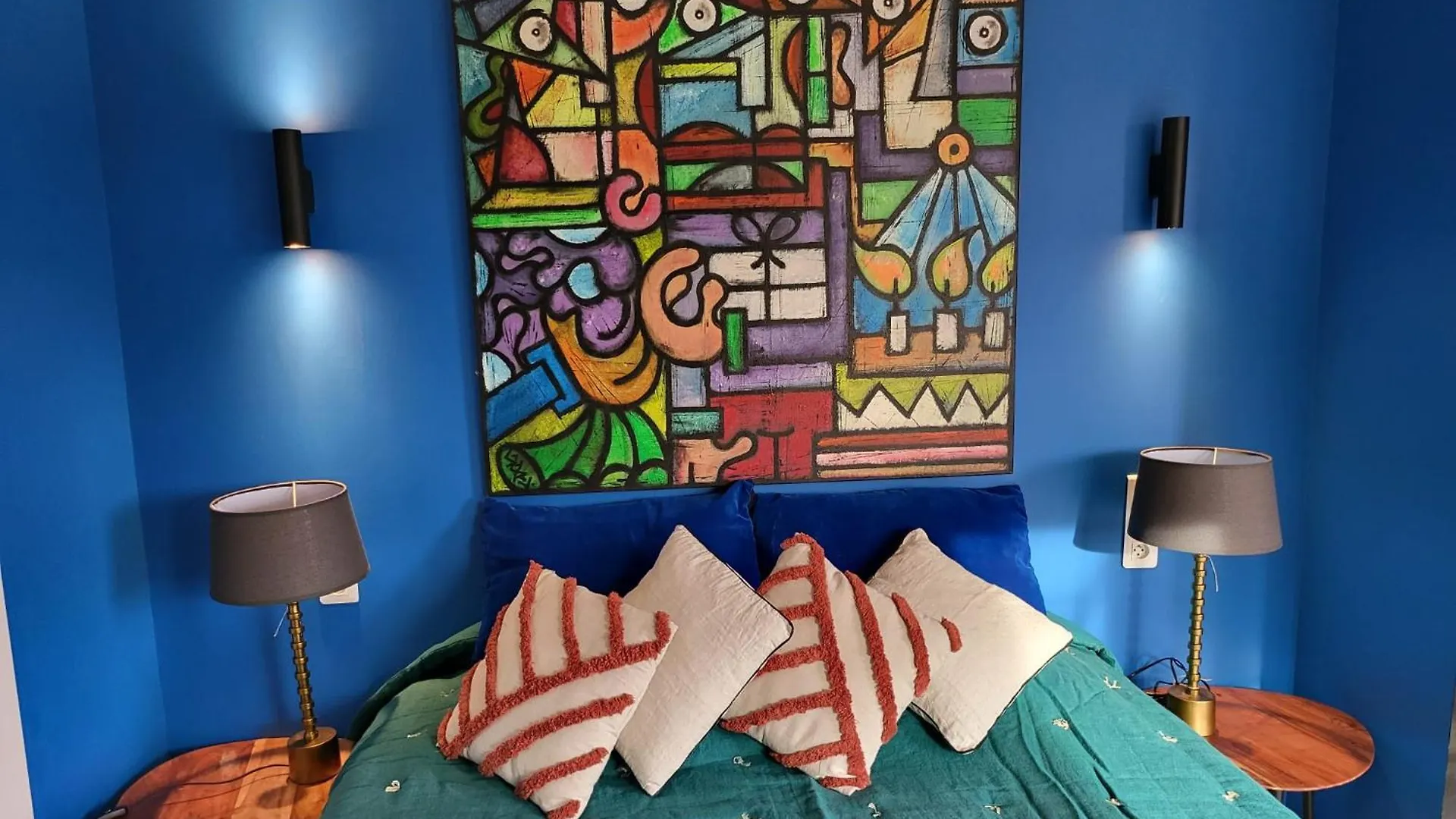 Maison D'Artiste African Queen Cotignac